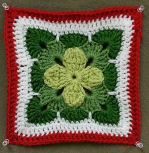 Tricolor Crochet Square Free Tutorial - Crochet Easy Patterns