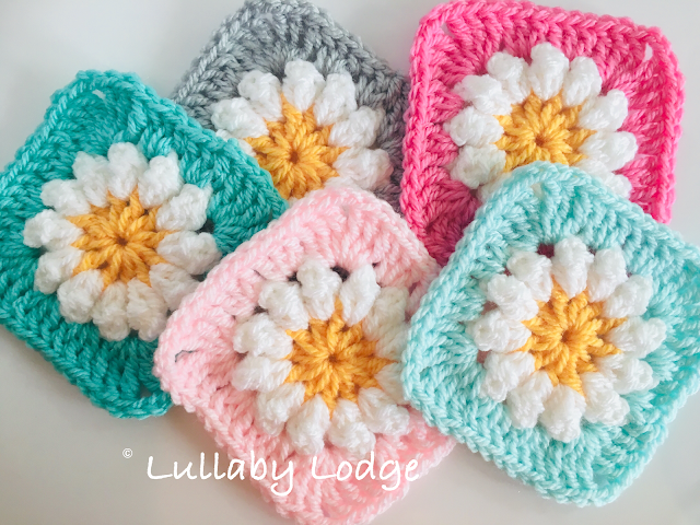 Ditsy Daisy Granny Square